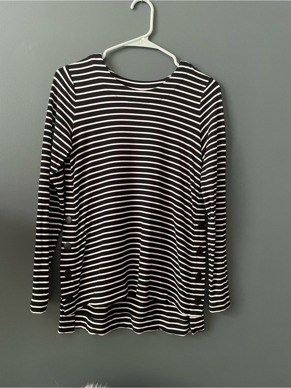 CAbi Side Snap Tee
